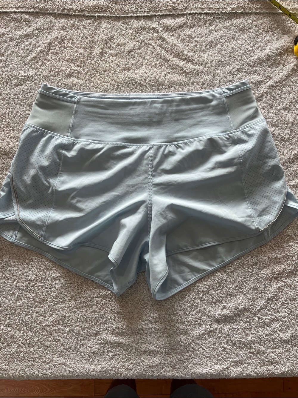 Lululemon Hotty Hot High-Rise Lined Shorts
Size 10
